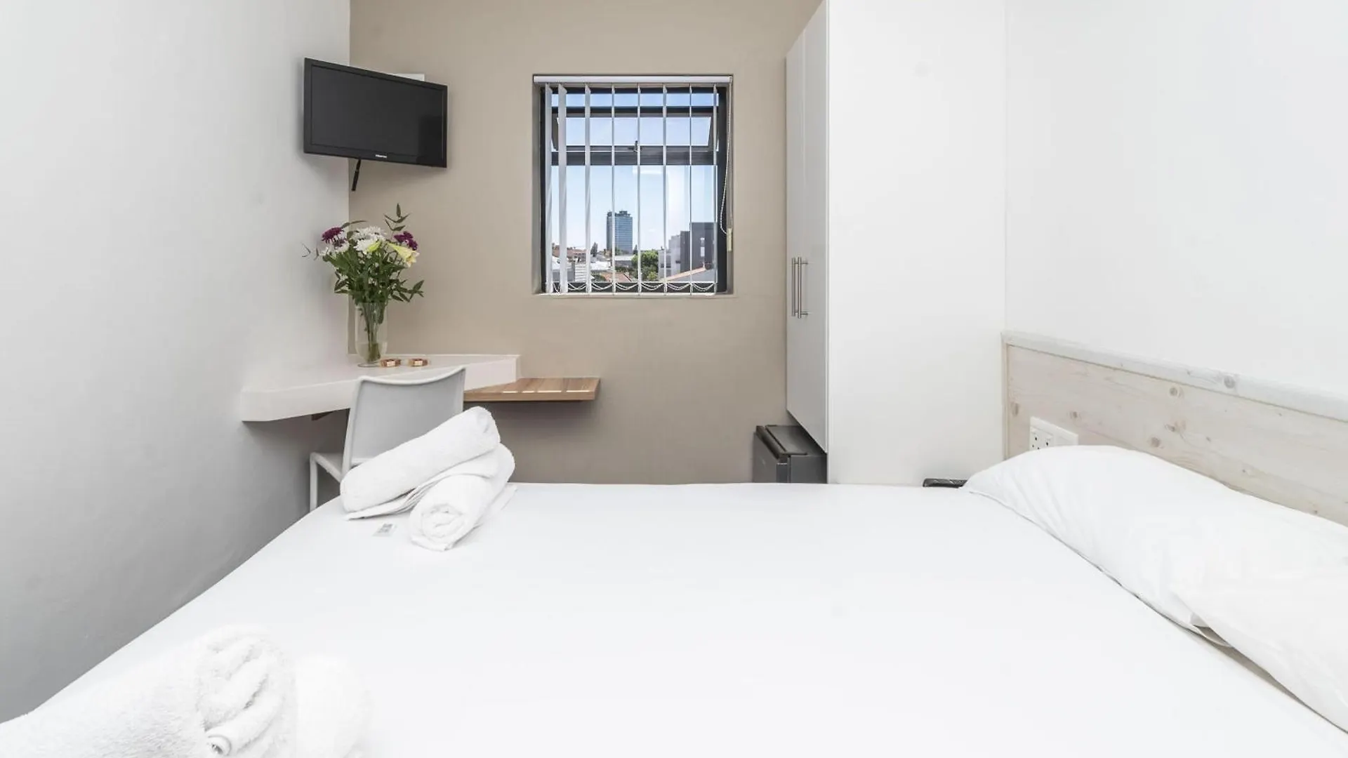 Apartment Metropole Green Point: Chic 2Nd Floor Room Kapstadt