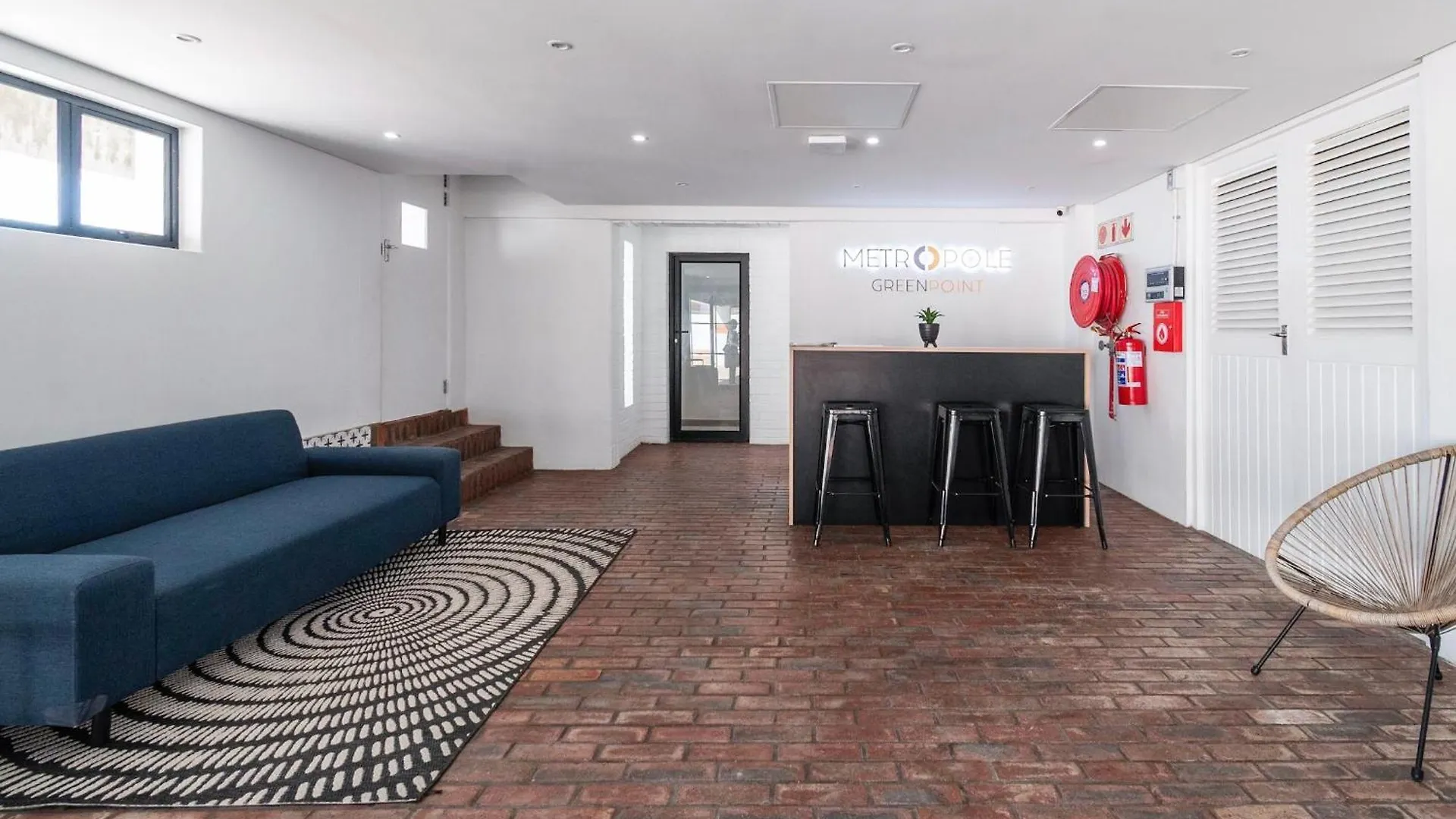 Metropole Green Point: Chic 2Nd Floor Room Cape Town South Africa